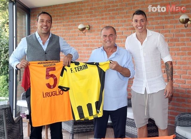 Muslera Galatasaray'a veda mı ediyor? Penarol Başkanı açıkladı- Futbol