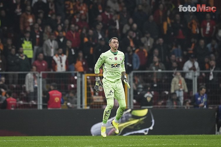 Muslera Galatasaray'a veda mı ediyor? Penarol Başkanı açıkladı- Futbol