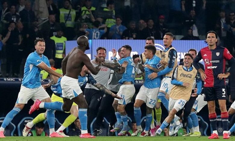 Napoli 2-0 Cagliari (MAÇ SONUCU ÖZET) İtalya Serie A şampiyonu Napoli! 11 Napoli 2-0 Cagliari (MAÇ SONUCU ÖZET) İtalya Serie A şampiyonu Napoli!- Futbol