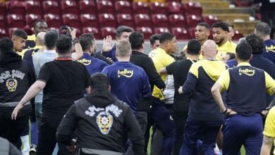 Olaylı Galatasaray - Fenerbahçe derbisine ilişkin davada Oosterwolde hakkında zorla getirme kararı- Futbol