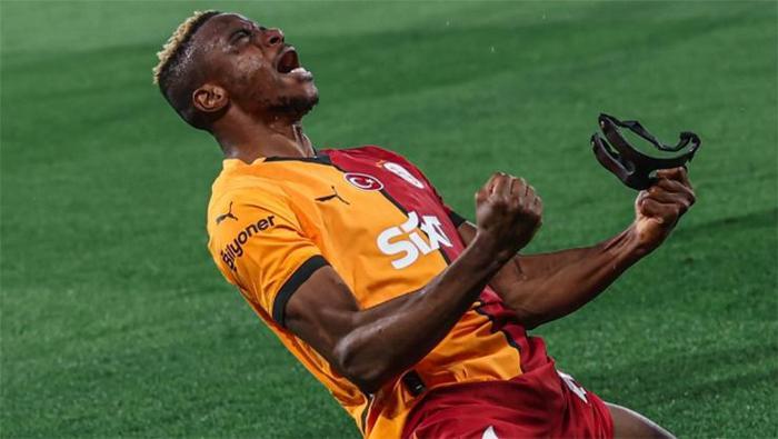 Osimhen Galatasaray'da hayatının şokunu yaşadı! Şampiyonluk maçında... 18 Osimhen Galatasaray'da hayatının şokunu yaşadı! Şampiyonluk maçında...- Futbol