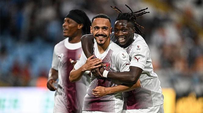 (ÖZET) FENERBAHÇE'YE MERSİN'DE BÜYÜK ŞOK! Hatayspor - Fenerbahçe maçı sonucu: 4-2 28 (ÖZET) FENERBAHÇE'YE MERSİN'DE BÜYÜK ŞOK! Hatayspor - Fenerbahçe maçı sonucu: 4-2- Futbol
