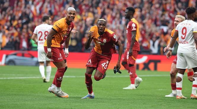 (ÖZET) Göztepe - Galatasaray maç sonucu: 0-2 | Şampiyondan üst üste 10. galibiyet! 37 (ÖZET) Göztepe - Galatasaray maç sonucu: 0-2 | Şampiyondan üst üste 10. galibiyet!- Futbol