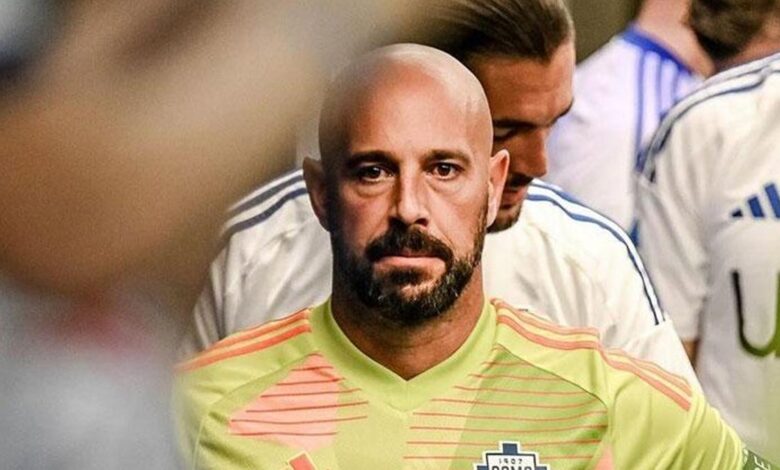 Pepe Reina teknik direktör oluyor 11 Pepe Reina teknik direktör oluyor- Futbol