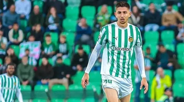 Portekiz'de gündem Demir Ege Tıknaz! İki gol attı üç büyükler ve Alman devi peşine düştü 19 Portekiz'de gündem Demir Ege Tıknaz! İki gol attı üç büyükler ve Alman devi peşine düştü- Futbol