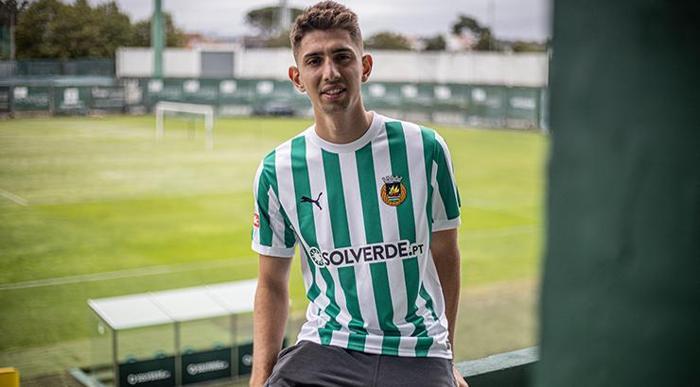 Portekiz'de gündem Demir Ege Tıknaz! İki gol attı üç büyükler ve Alman devi peşine düştü 18 Portekiz'de gündem Demir Ege Tıknaz! İki gol attı üç büyükler ve Alman devi peşine düştü- Futbol