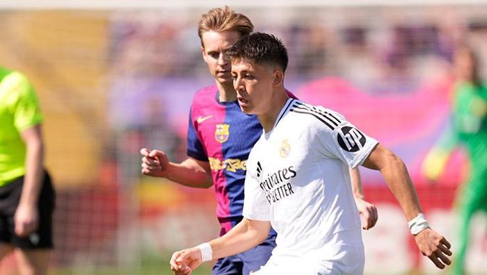 'Real Madrid gibi bir kulüpte böyle bir şey nasıl olur?' Arda Güler gerçeğini açıkladılar 20 'Real Madrid gibi bir kulüpte böyle bir şey nasıl olur?' Arda Güler gerçeğini açıkladılar- Futbol