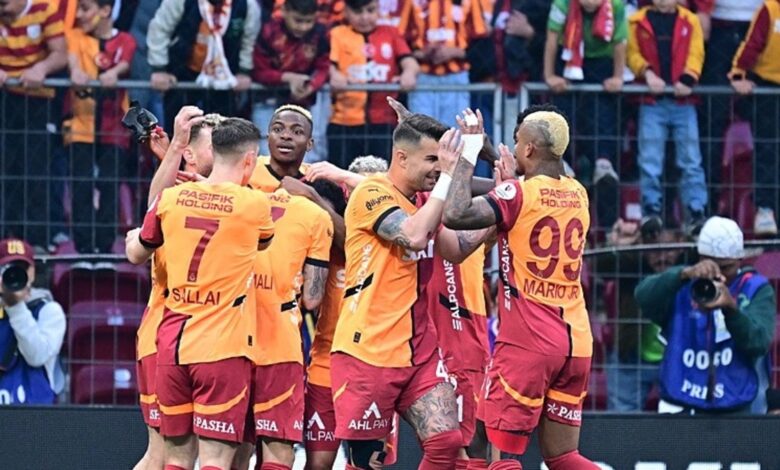 Şampiyonluk Galatasaray'ın kasasını dolduracak! İşte o dev gelir 15 Şampiyonluk Galatasaray'ın kasasını dolduracak! İşte o dev gelir- Futbol