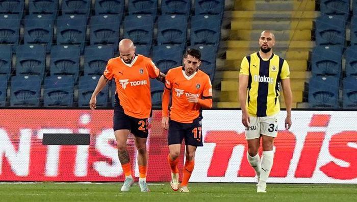 'Sezonun en çok kritik hata yapılan maçı' 36. haftanın hakem raporu: İnanılmaz hatalara imza attı 33 'Sezonun en çok kritik hata yapılan maçı' 36. haftanın hakem raporu: İnanılmaz hatalara imza attı- Futbol