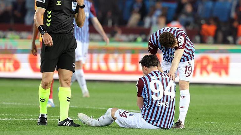 Son dakika | Trabzonspor - Galatasaray maçında sakatlık şoku! Oyuna devam edemedi- Trabzonspor