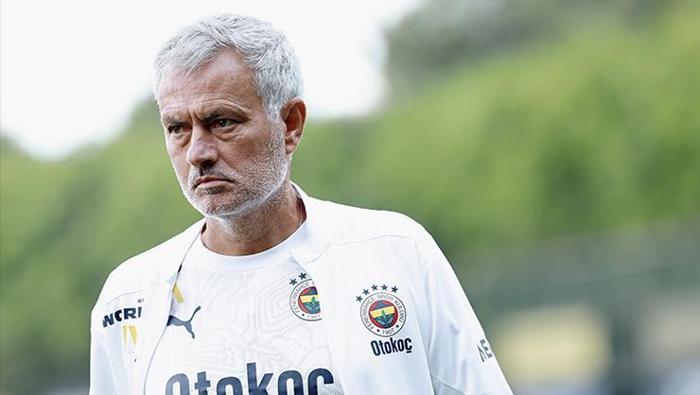Süper Lig'de yazın ilk çileği Tammy Abraham! İstanbul devine imza, transferde son dakika... 24 Süper Lig'de yazın ilk çileği Tammy Abraham! İstanbul devine imza, transferde son dakika...- Futbol