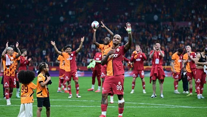 'Takım arkadaşlarımı zan altında bırakmak istemem' Lemina'dan Osimhen açıklaması: Galatasaray bunu ondan isteyecektir 18 'Takım arkadaşlarımı zan altında bırakmak istemem' Lemina'dan Osimhen açıklaması: Galatasaray bunu ondan isteyecektir- Futbol