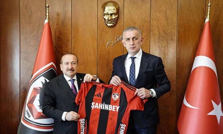 TFF Başkanı Hacıosmanoğlu'ndan Gaziantep FK'ye ziyaret 11 TFF Başkanı Hacıosmanoğlu'ndan Gaziantep FK'ye ziyaret- Futbol