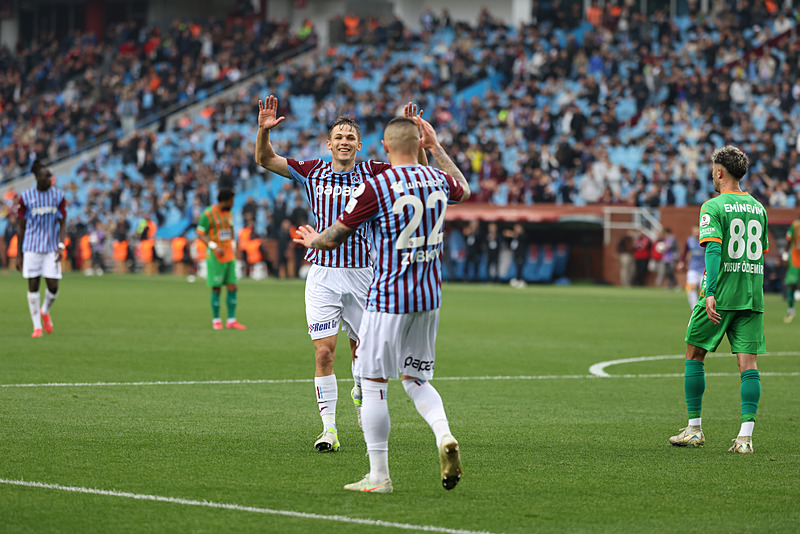 Trabzonspor-Samsunspor MAÇI CANLI İZLE | Trabzonspor-Reeder Samsunspor maçı saat kaçta ve hangi kanalda?- Trabzonspor