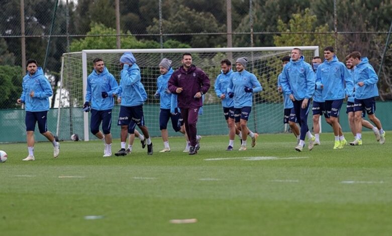 Trabzonspor'un Kasımpaşa maçı kamp kadrosu açıklandı 12 Trabzonspor'un Kasımpaşa maçı kamp kadrosu açıklandı- Trabzonspor