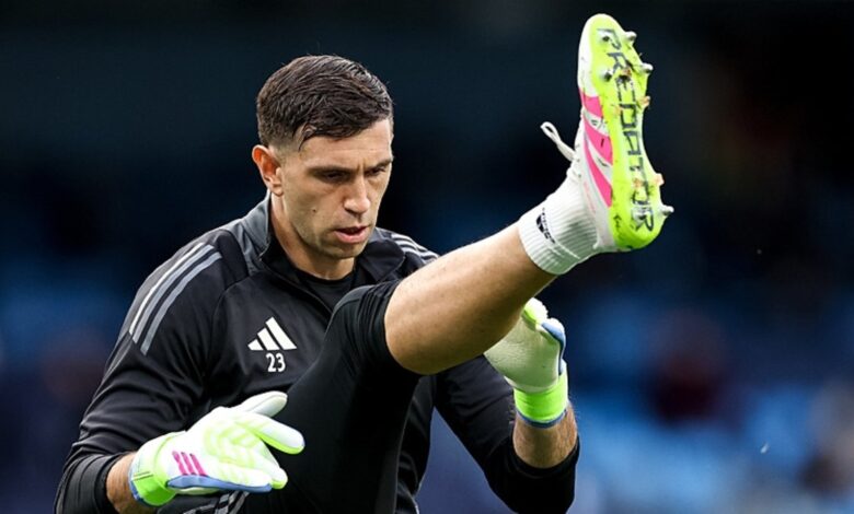 TRANSFER HABERİ | Fenerbahçe'ye dünya şampiyonu kaleci: Emiliano Martinez! 19 TRANSFER HABERİ | Fenerbahçe'ye dünya şampiyonu kaleci: Emiliano Martinez!- Fenerbahçe