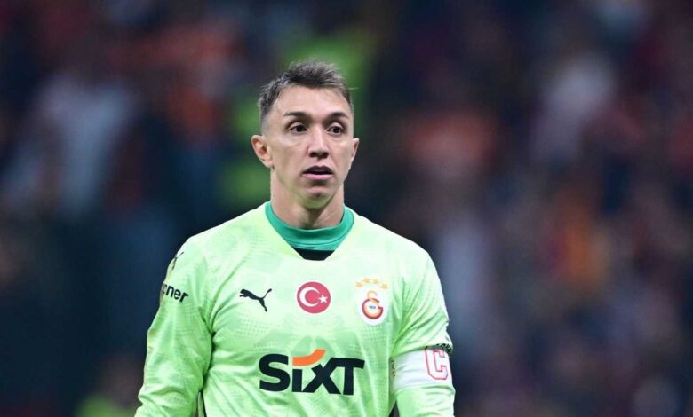 TRANSFER HABERİ - Muslera'dan Galatasaray'a şoke eden yanıt! 17 TRANSFER HABERİ - Muslera'dan Galatasaray'a şoke eden yanıt!- Futbol