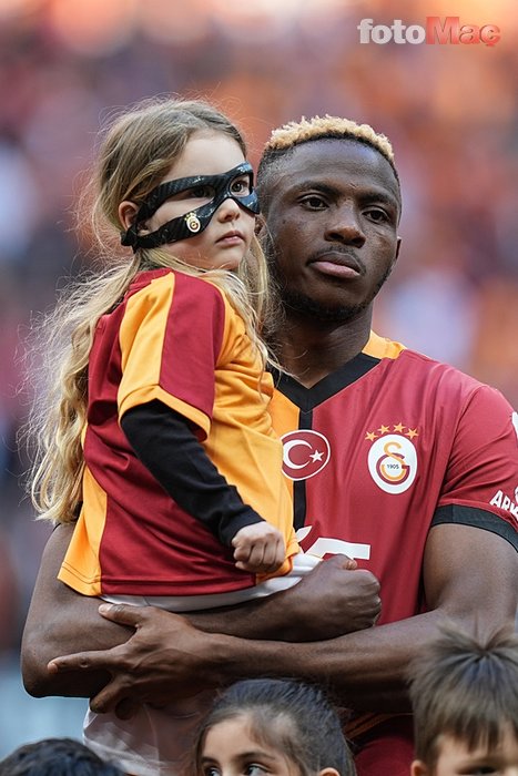 TRANSFER HABERİ - Osimhen için transfer açıklaması! "Galatasaray da ihtimal dahilinde ama…”- Futbol
