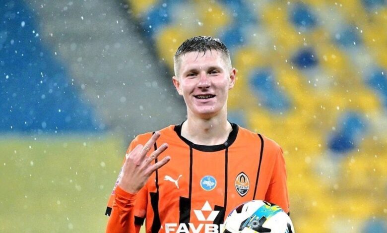 TRANSFER HABERİ | Trabzonspor'un Artem Bondarenko aşkı! Bir teklif daha... 11 TRANSFER HABERİ | Trabzonspor'un Artem Bondarenko aşkı! Bir teklif daha...- Futbol