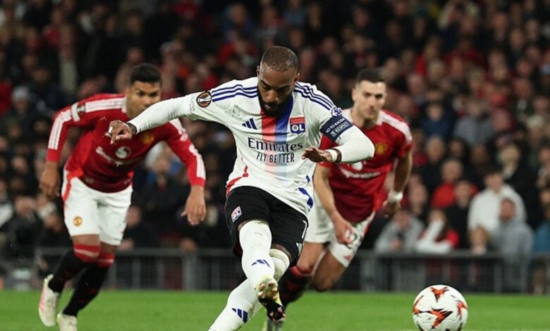 TRANSFER HABERLERİ | Beşiktaş'tan Lacazette bombası!- Beşiktaş