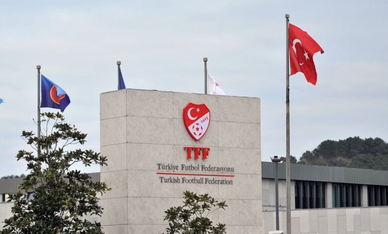 Trendyol Süper Lig'den 10 kulüp PFDK'ya sevk edildi! 11 Trendyol Süper Lig'den 10 kulüp PFDK'ya sevk edildi!- Diğer Haberler