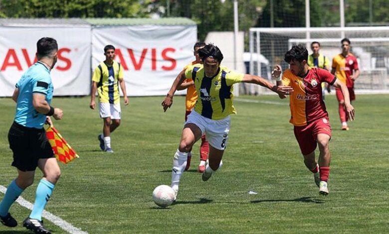 U19 derbisinde kazanan çıkmadı | Maç sonucu Fenerbahçe - Galatasaray: 2-2 11 U19 derbisinde kazanan çıkmadı | Maç sonucu Fenerbahçe - Galatasaray: 2-2- Beşiktaş