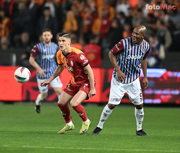 Usta yazardan Galatasaray'a övgü dolu sözler: "Futbolda altın yıllarını yaşıyor!"- Futbol