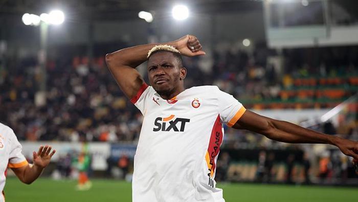 Victor Osimhen Ada'yı salladı: Galatasaray'ın yıldızı için birbirlerine girdiler! Transferde büyük rekabet 31 Victor Osimhen Ada'yı salladı: Galatasaray'ın yıldızı için birbirlerine girdiler! Transferde büyük rekabet- Futbol