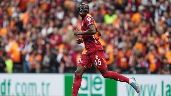 Victor Osimhen-Fenerbahçe: Gece yarısı açıklandı! Galatasaray'ın şampiyonluk kutlamaları esnasında olay sözler, teklifi duyurdu...- Futbol