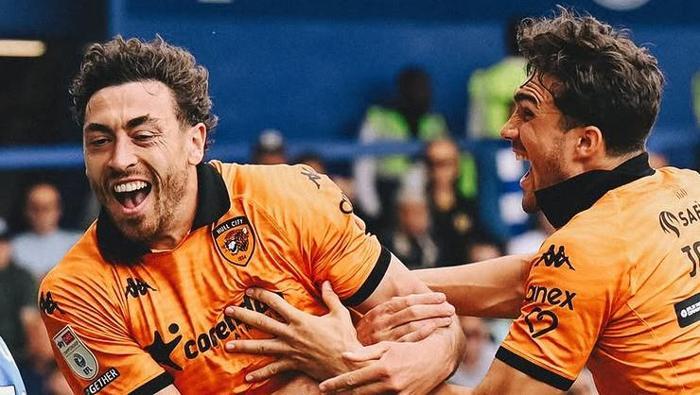 Yeni teknik direktör Emre Belözoğlu mu? Acun Ilıcalı açıkladı! İngilizlerin 'Irkçılık' iddialarına olay yanıt... 21 Yeni teknik direktör Emre Belözoğlu mu? Acun Ilıcalı açıkladı! İngilizlerin 'Irkçılık' iddialarına olay yanıt...- Futbol