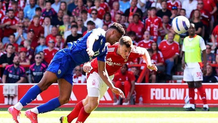 Yıldız oyuncu ameliyattan sonra komaya girdi: Premier Lig'de korkunç sakatlık! Resmi açıklama geldi- Futbol