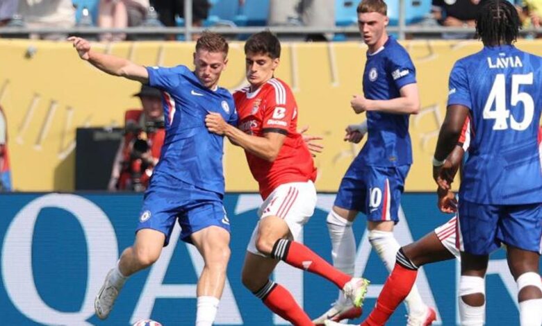 4 saat süren maçta Chelsea, Benfica'yı farklı geçti | Benfica - Chelsea maç sonucu: 1-4 12 4 saat süren maçta Chelsea, Benfica'yı farklı geçti | Benfica - Chelsea maç sonucu: 1-4- Futbol