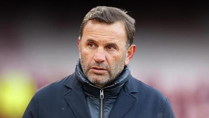 Abdülkerim Bardakcı'dan gönderme! Konyaspor ve milli takım itirafı 'Ben bunları hak etmedim' 33 Abdülkerim Bardakcı'dan gönderme! Konyaspor ve milli takım itirafı 'Ben bunları hak etmedim'- Futbol