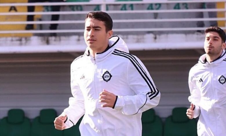 Altay stoper Efe’yle anlaşamadı 11 Altay stoper Efe’yle anlaşamadı- Futbol