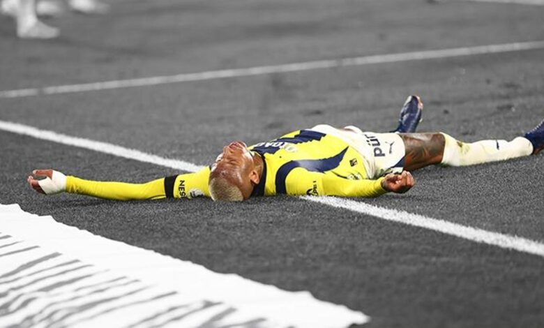 Anderson Talisca'dan gece yarısı olay yaratan paylaşım! 'Saygısızlık seviyesi etkileyici...' 17 Anderson Talisca'dan gece yarısı olay yaratan paylaşım! 'Saygısızlık seviyesi etkileyici...'- Futbol