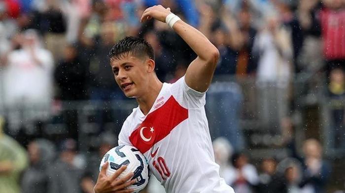 Arda Güler ABD'ye gol attı, İspanya ayağa kalktı: 'Korkunç, tuhaf!!' Xabi Alonso'ya sürpriz mesaj.... 25 Arda Güler ABD'ye gol attı, İspanya ayağa kalktı: 'Korkunç, tuhaf!!' Xabi Alonso'ya sürpriz mesaj....- Futbol