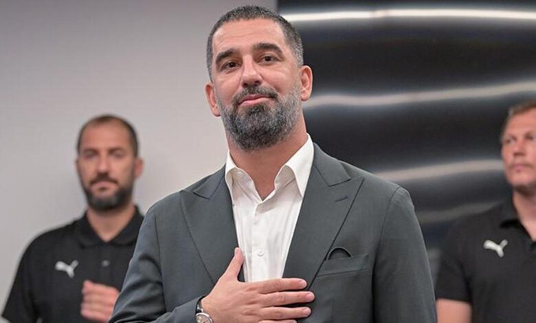 Arda Turan Shakhtar Donetsk'te futbolcularla tanıştı 11 Arda Turan Shakhtar Donetsk'te futbolcularla tanıştı- Futbol