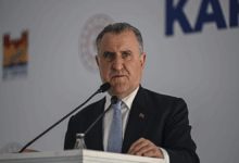 Bakan Bak’tan kutlama- Futbol