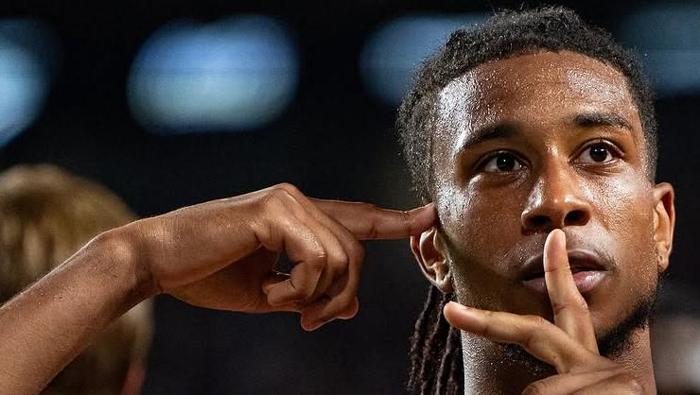 Bayern Münih'te Leroy Sane krizi: 'Ne kadar da aptal!' Galatasaray'ın yeni transferi oyuna girdi, isyan çıktı... 22 Bayern Münih'te Leroy Sane krizi: 'Ne kadar da aptal!' Galatasaray'ın yeni transferi oyuna girdi, isyan çıktı...- Futbol