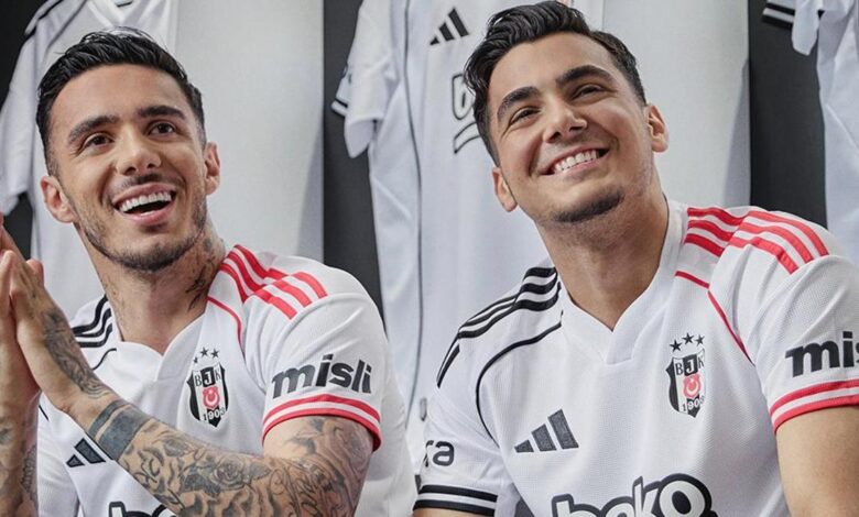 Beşiktaş'ın yeni sezon formaları satışa çıktı 13 Beşiktaş'ın yeni sezon formaları satışa çıktı- Futbol