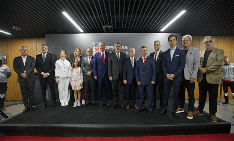 Beşiktaş’ta geleneksel bayramlaşma töreni yapıldı- Futbol