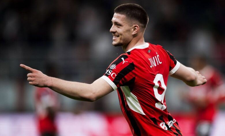 Beşiktaş'ta Luka Jovic gelişmesi! Transferde ters köşe karar 11 Beşiktaş'ta Luka Jovic gelişmesi! Transferde ters köşe karar- Beşiktaş