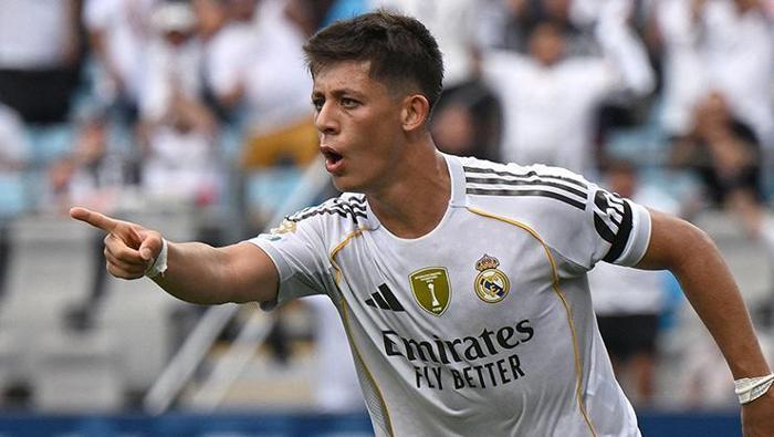 Büyük sürpriz! İşte Arda Güler'in Real Madrid'deki yeni pozisyonu... 20 Büyük sürpriz! İşte Arda Güler'in Real Madrid'deki yeni pozisyonu...- Futbol