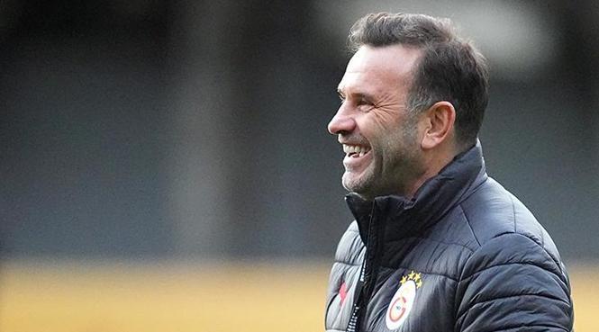 CANLI | Galatasaray'da Okan Buruk'tan Osimhen açıklaması: 'Yüzde 51 kalır olarak görüyorum' 23 CANLI | Galatasaray'da Okan Buruk'tan Osimhen açıklaması: 'Yüzde 51 kalır olarak görüyorum'- Futbol