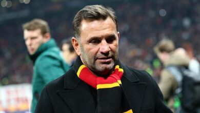 CANLI | Galatasaray'da Okan Buruk'tan Osimhen açıklaması: 'Yüzde 51 kalır olarak görüyorum'- Futbol