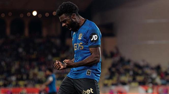 CANLI TRANSFER | Fenerbahçe'nin yıldızına İtalya'dan kanca! 2 dev peşinde 38 CANLI TRANSFER | Fenerbahçe'nin yıldızına İtalya'dan kanca! 2 dev peşinde- Futbol