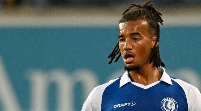 CANLI TRANSFER | Fenerbahçe'ye transferi an meselesiydi! Siyah Beyazlılar devreye girdi | Transferde dengeler değişti 28 CANLI TRANSFER | Fenerbahçe'ye transferi an meselesiydi! Siyah Beyazlılar devreye girdi | Transferde dengeler değişti- Futbol