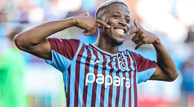CANLI TRANSFER | Trabzonspor'la sözleşmesi bitmişti! Simon Banza adım adım İstanbul devine: Transferin eli kulağında 20 CANLI TRANSFER | Trabzonspor'la sözleşmesi bitmişti! Simon Banza adım adım İstanbul devine: Transferin eli kulağında- Futbol