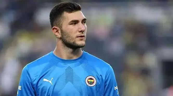 CANLI TRANSFER | Transferde Uğurcan Çakır bombası! Teklif ortaya çıktı 25 CANLI TRANSFER | Transferde Uğurcan Çakır bombası! Teklif ortaya çıktı- Futbol