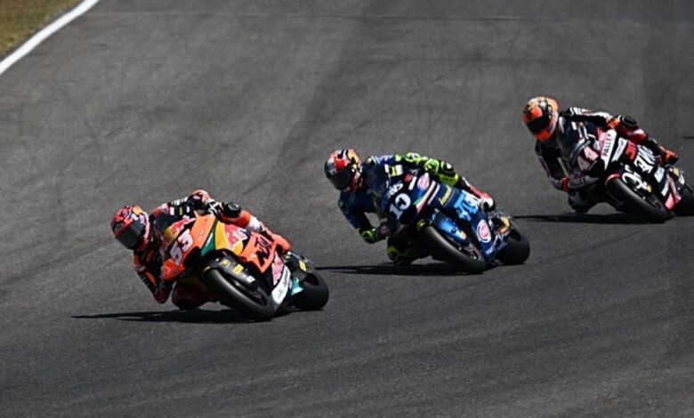 Deniz Öncü Moto2 İtalya yarışında 6. sırayı aldı 11 Deniz Öncü Moto2 İtalya yarışında 6. sırayı aldı- Fenerbahçe